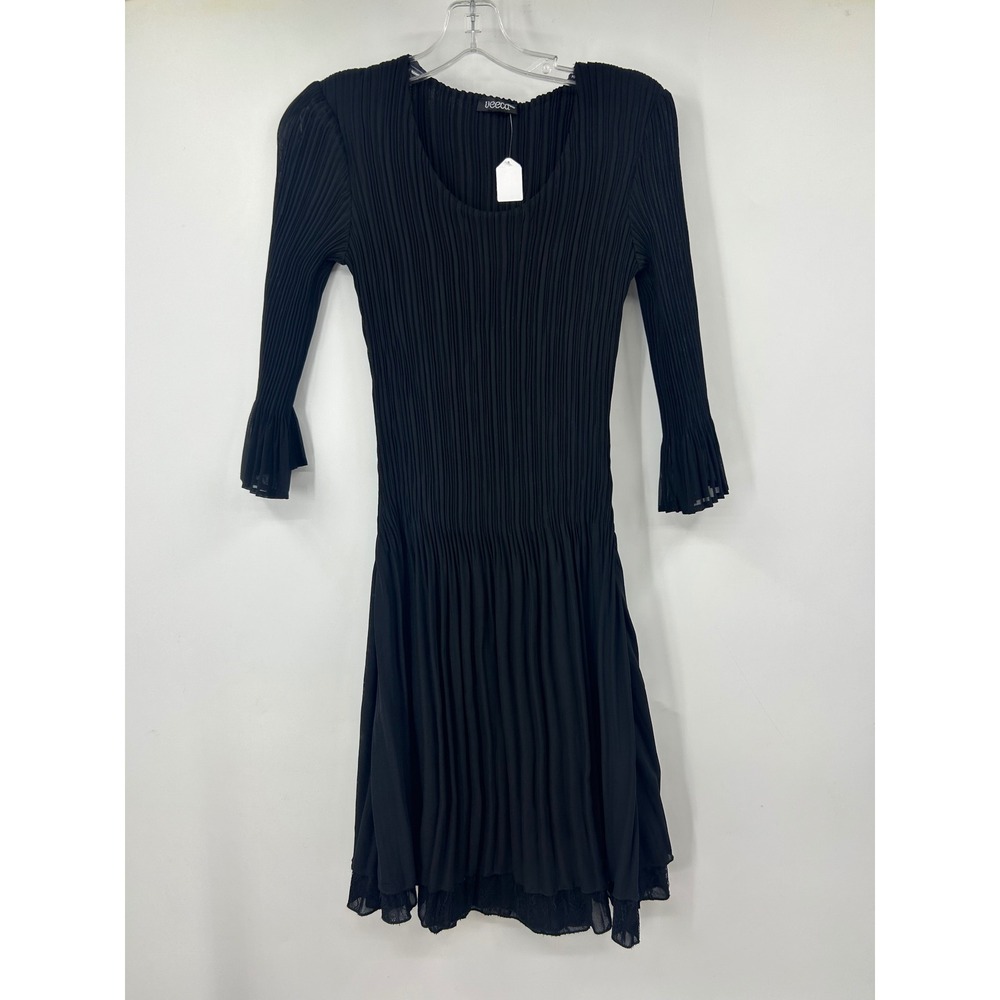 Veeca Black Plisse Pleated Mini Dress Lace Hem Bell Sleeve Scoop Neck Womens
